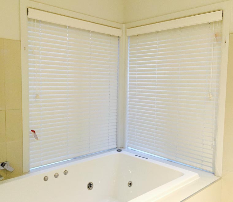Venetian blinds